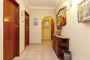 Interior - B32 - Portimao Central Apartment (Portimao)
