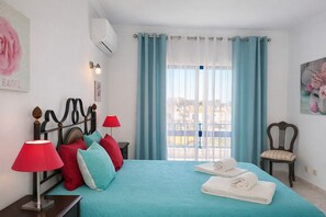 2 bedrooms, iron/ironing board, travel crib, free WiFi - V2 Jardim da Oura, piscina, BBq, praia a 500m. (Albufeira)