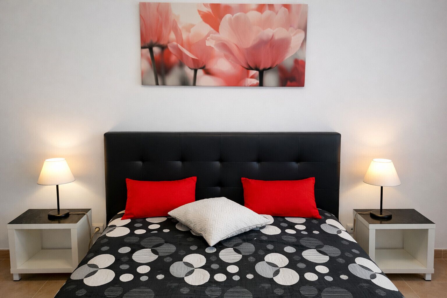 2 dormitorios, tabla de planchar con plancha, wifi gratis y ropa de cama