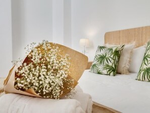 1 bedroom, iron/ironing board, internet, bed sheets - Del Parque Flats Letran (Málaga)