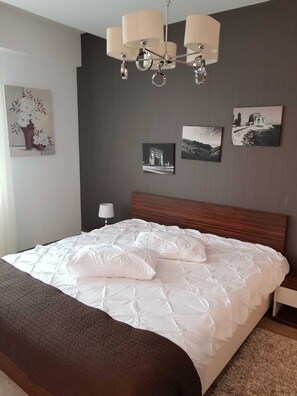 2 bedrooms