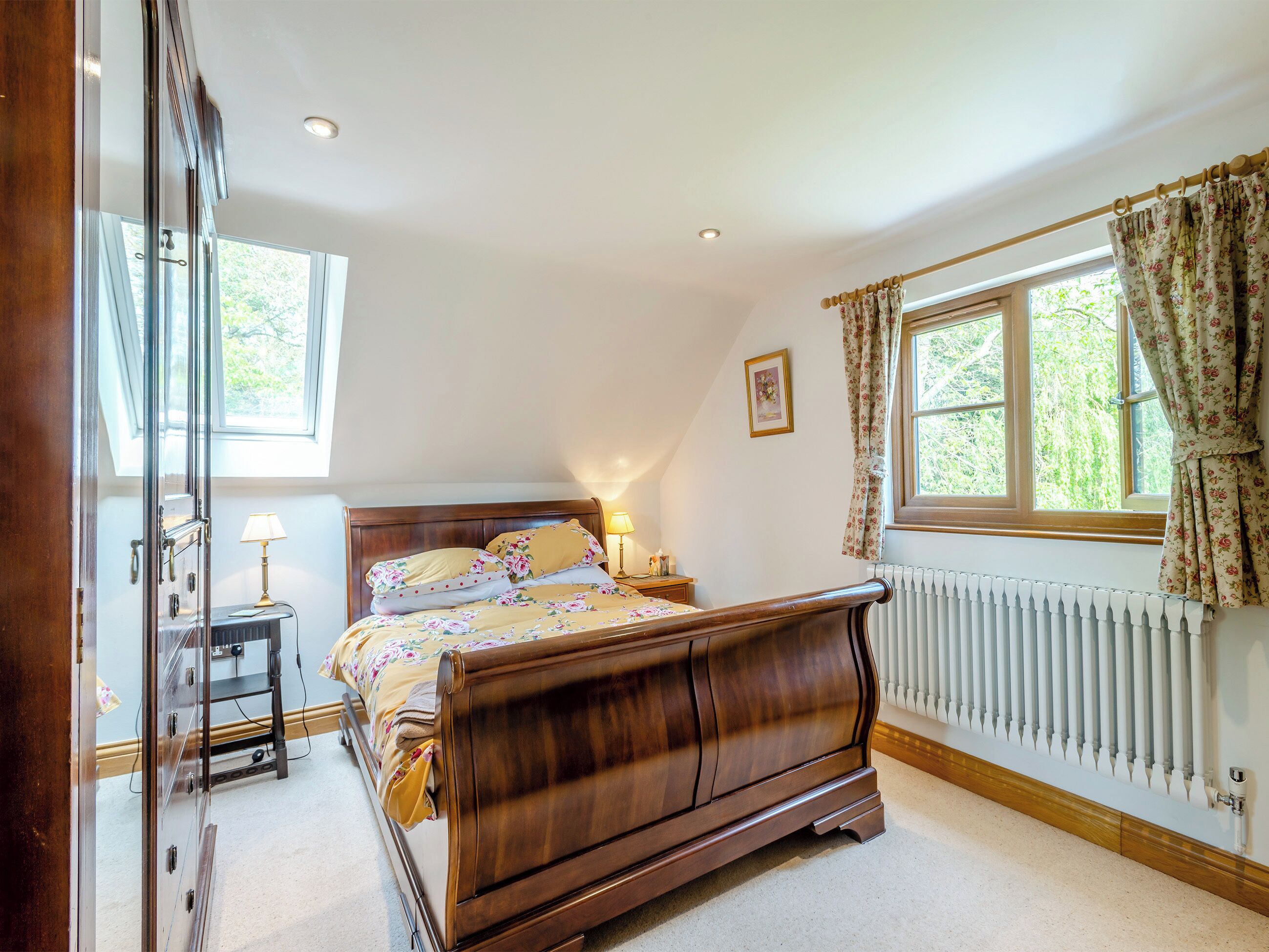 4 bedrooms, free WiFi, bed sheets