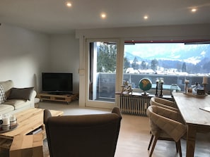 Living area - Apartment with a direct view of the Watzmann (Mitterbach)