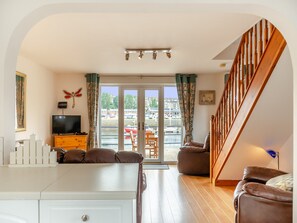 Living area - Island In The Stream (Abraham&rsquo;s Quay, Whitby)