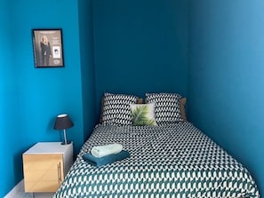 2 bedrooms, desk, iron/ironing board, free WiFi