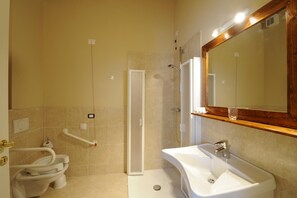 風筒、提供毛巾