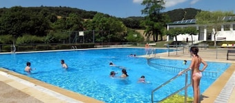 Elai etxea (Apt. Añana) Ideal for groups of up to 9 people.