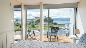 2 chambres, fer et planche Ă repasser, draps fournis