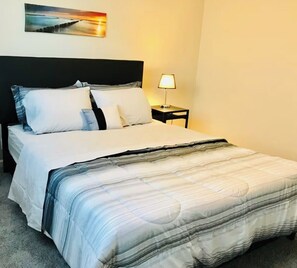 4 makuuhuonetta, tallelokero huoneessa, ilmainen Wi-Fi, vuodevaatteet