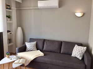 TV, books - Feel good at the beach & arrive (Cala Millor)