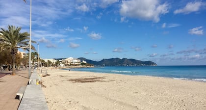 Feel good at the beach & arrive