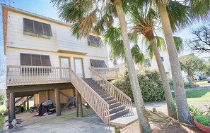 Exterior - DOG FRIENDLY, WEST SIDE DUPLEX, 1 BLOCK FROM BEACH (Gulf Shores)