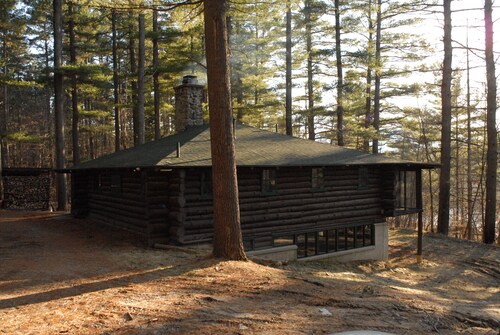 Authentic Log Cabin, Secluded Site on the Ausable River