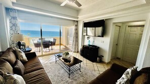 Televisión y futbolito 