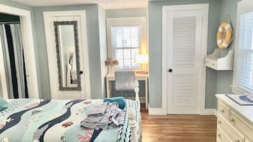 3 habitaciones, escritorio, tabla de planchar con plancha y wifi gratis