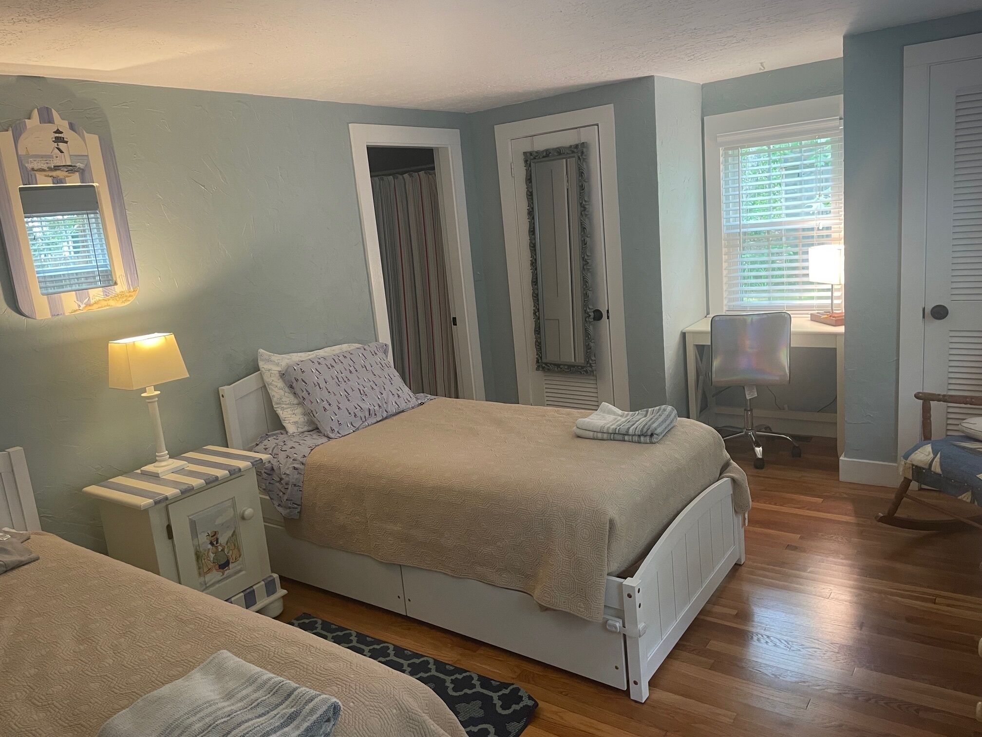 3 bedrooms, desk, iron/ironing board, free WiFi