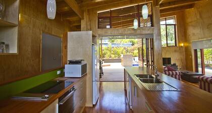 Luxury Villa Inland Titikaveka overlooking lush mountainside