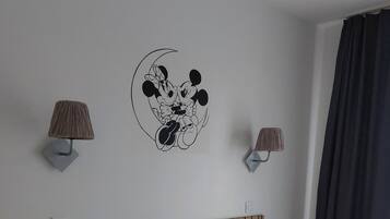 1 chambre, fer et planche Ă repasser, lit parapluie, Wi-Fi gratuit