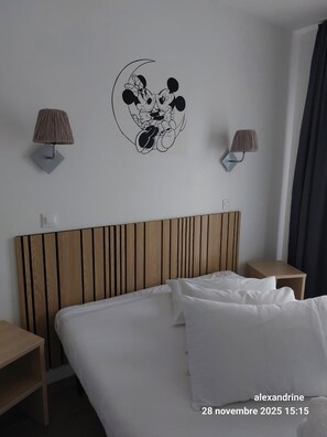 1 bedroom, iron/ironing board, travel cot, free WiFi - Your charming little apartment near Disneyland! (Serris)