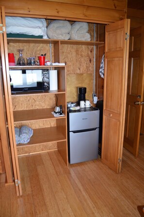 Interior - Beautiful log sided, on Owasco Lake w/ private beach, entrance and parking. (Auburn)
