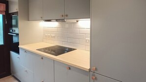 Uklassifisert bilde, 2 av 12, knapp