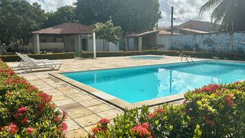 Alberca al aire libre