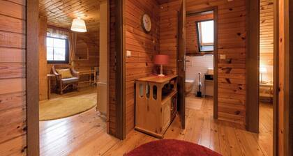 Cosy Hill Home Rucman With a Breathtaking View