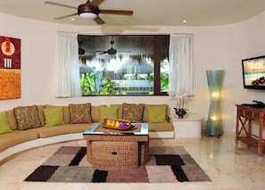 Fernseher, DVD-Player