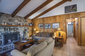 TV, fireplace, DVD player