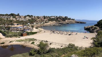 Beach nearby, beach towels