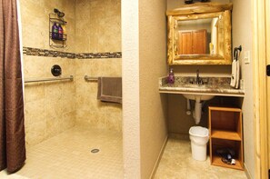 Ensemble douche/baignoire, sèche-cheveux, serviettes fournies, savon