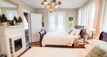 Guest House of Kentucky (2 Queens - 1st Floor)