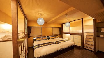 Family Condo, Non Smoking | 1 bedroom, desk, laptop workspace, blackout drapes