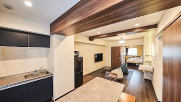 Family Condo, Non Smoking | In-room dining