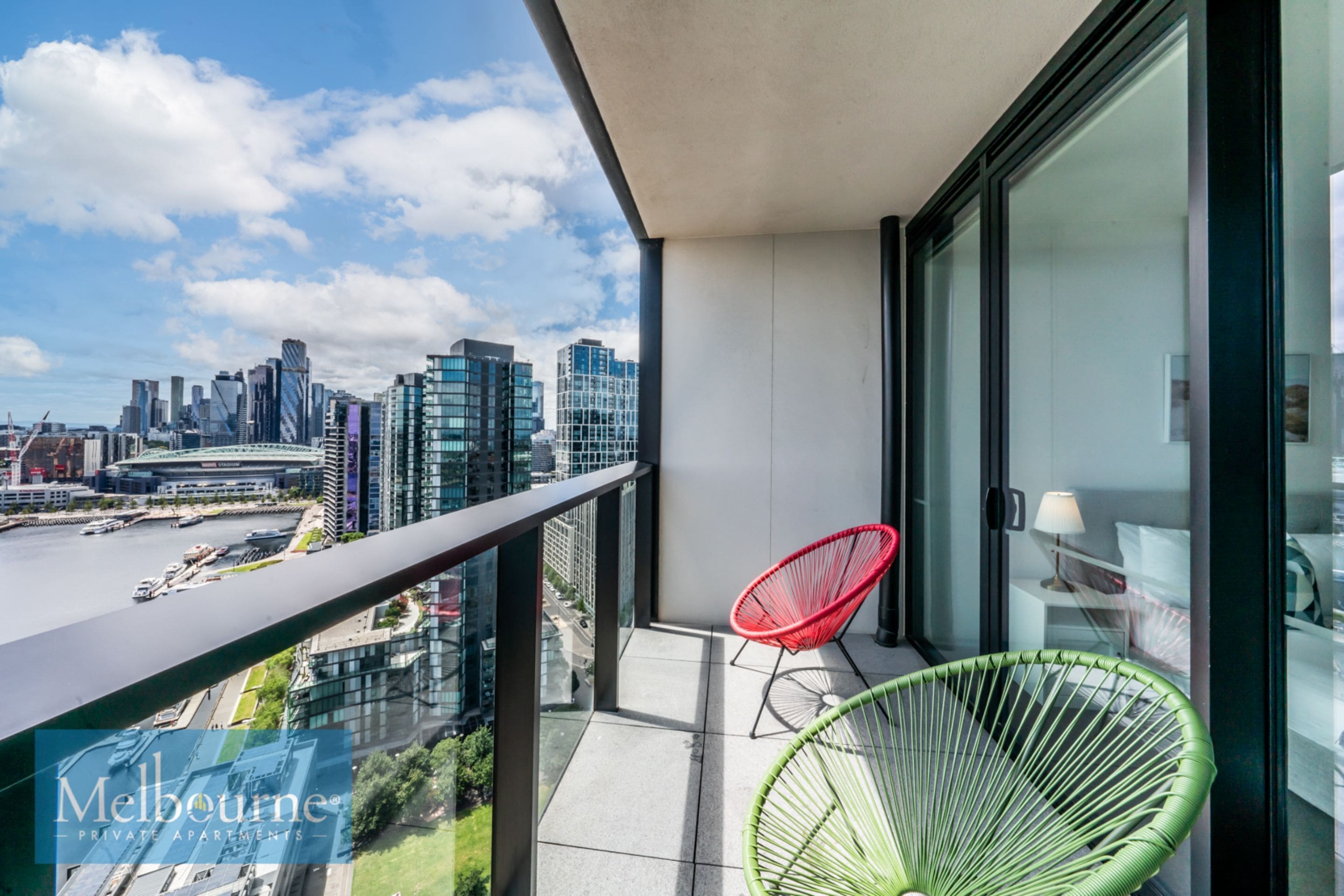Sky High 2 Bedroom 2Bathroom Apartment with Stadium & Harbour Views | Balcony