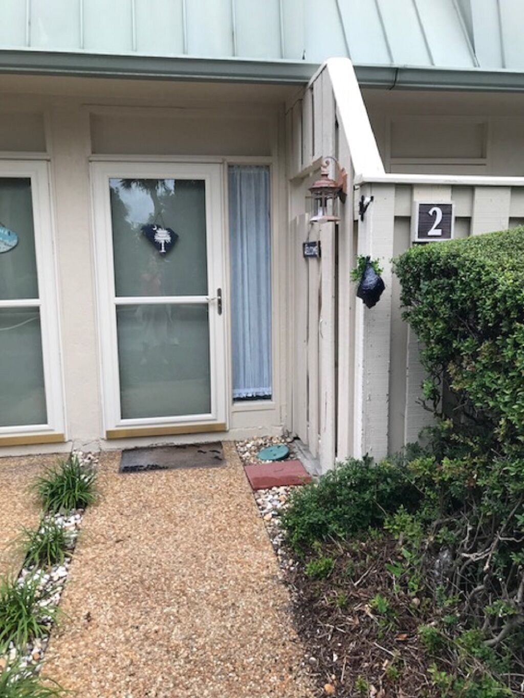 Great location - recently remodeled unit across the street from the beach path!