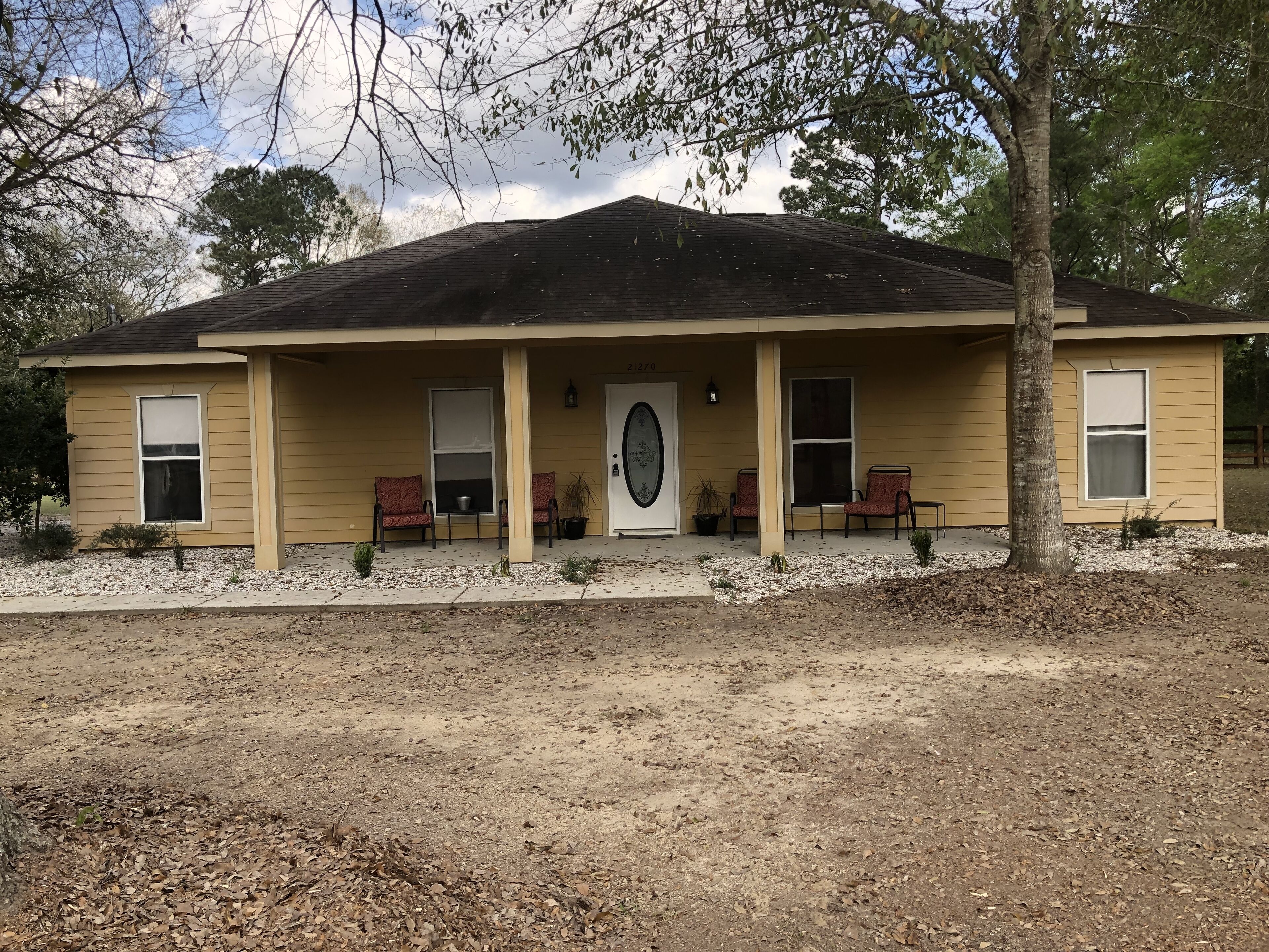 Spacious Family Home in Hancock County