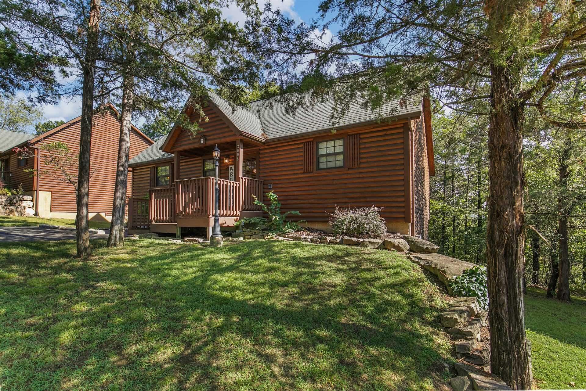 Branson Woods Luxury Cabin! King Beds, Indoor Pool, Whirlpool Tub! | 8