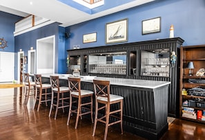 Bar (in der Unterkunft)