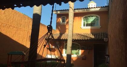 4 Recamaras Zona Sur WiFi Jardin Cochera