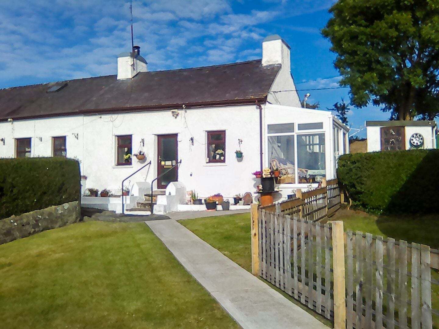 2 bedroom accommodation in Llanfachraeth, near Holyhead