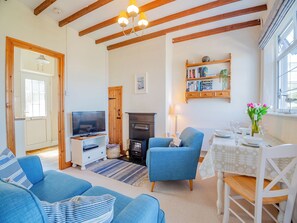 Living area - 2 bedroom accommodation in Trefor, near Caernarfon (Trefor, near Caernarfon)