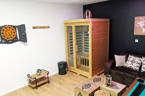 Interior - warm dependence in the vineyards of Nantes (La Haie-Fouassière)