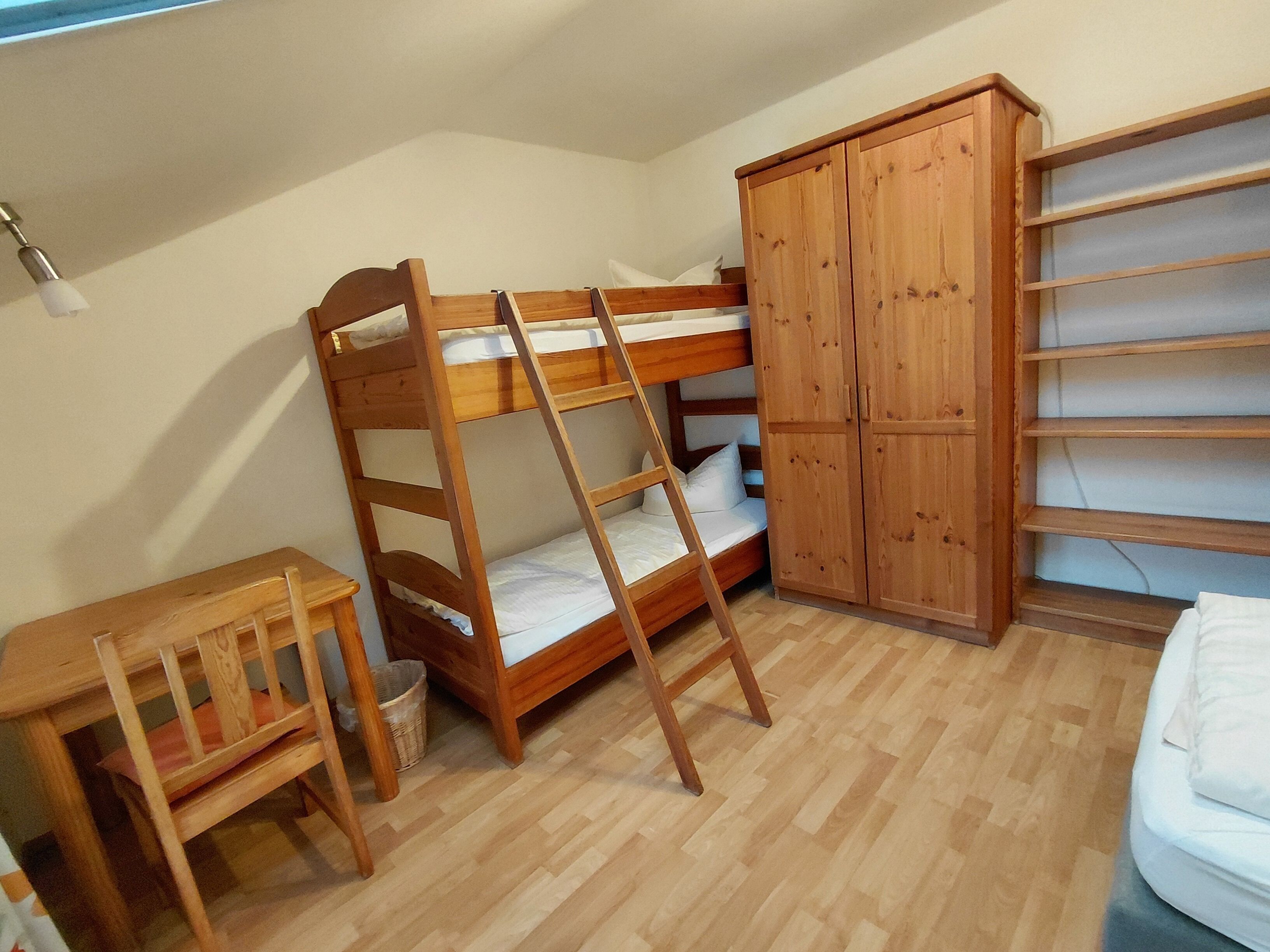 3 Schlafzimmer, Internetzugang, Bettwäsche