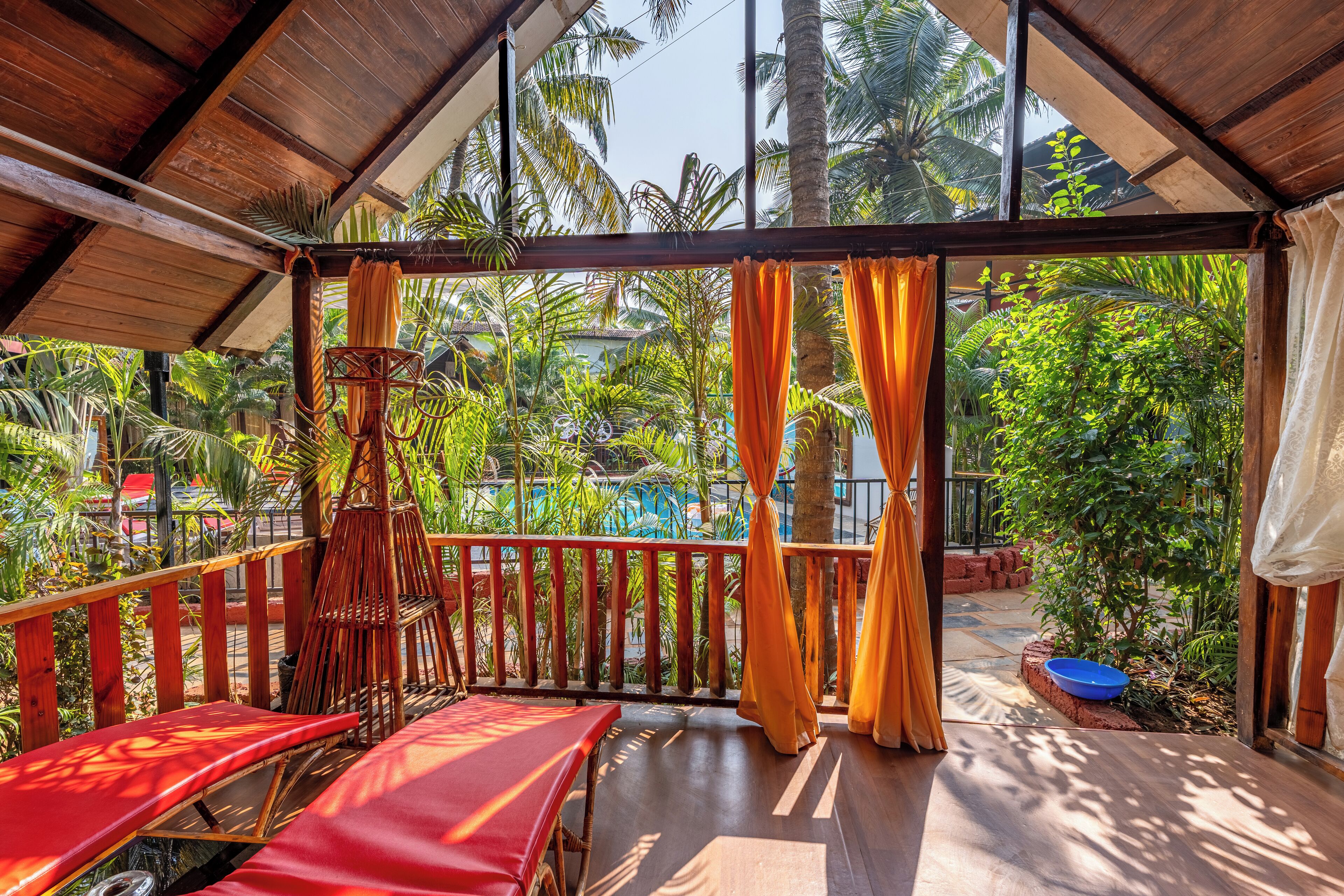 Garden Hut | Garden view