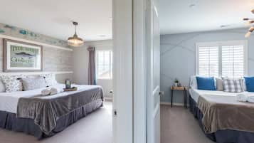 5 quartos, cofres nos quartos, escrivaninha