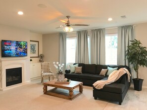 Televisor intel·ligent, llar de foc, Netflix i Hulu 