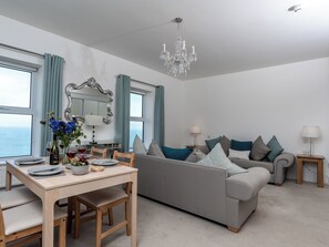 Interior - The Cliff Top, Torquay (Torquay)