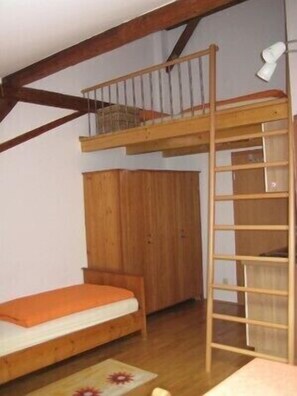 2 chambres, accĂšs Internet, draps fournis