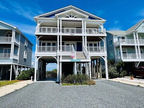 Exterior - Discover 'Best Day Ever': 4BR, 3BA beach house on Holden Beach, perfect for family fun! (Holden Beach)